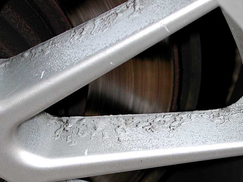 Filliform corrosion